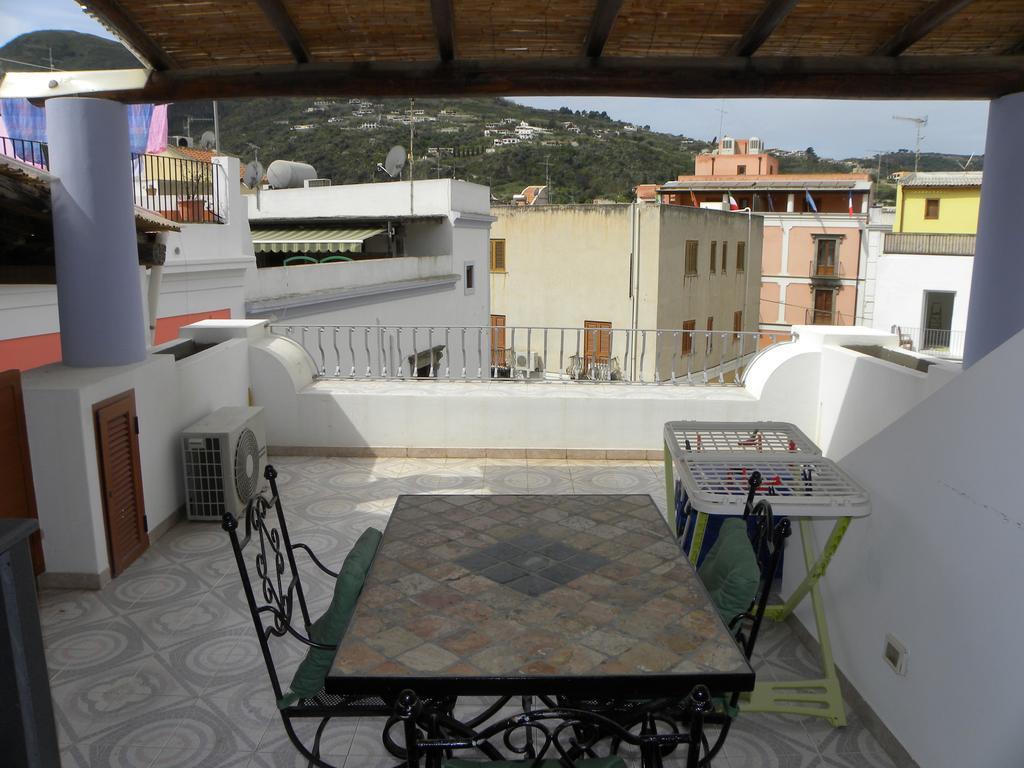 Case Vacanze Albamarina Lipari  Rom bilde