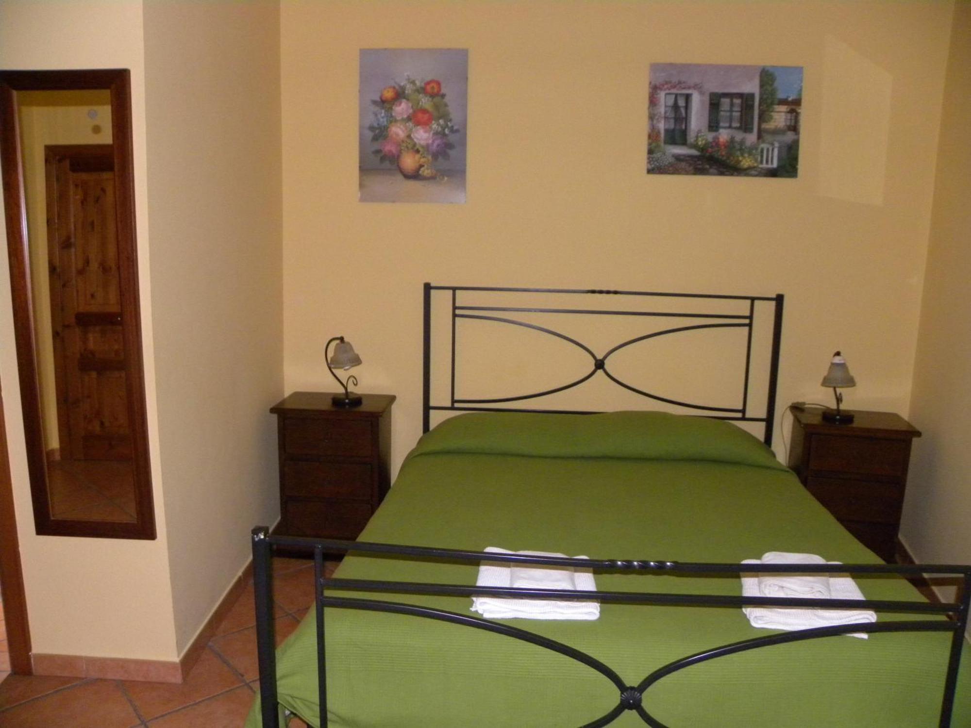 Case Vacanze Albamarina Lipari  Rom bilde