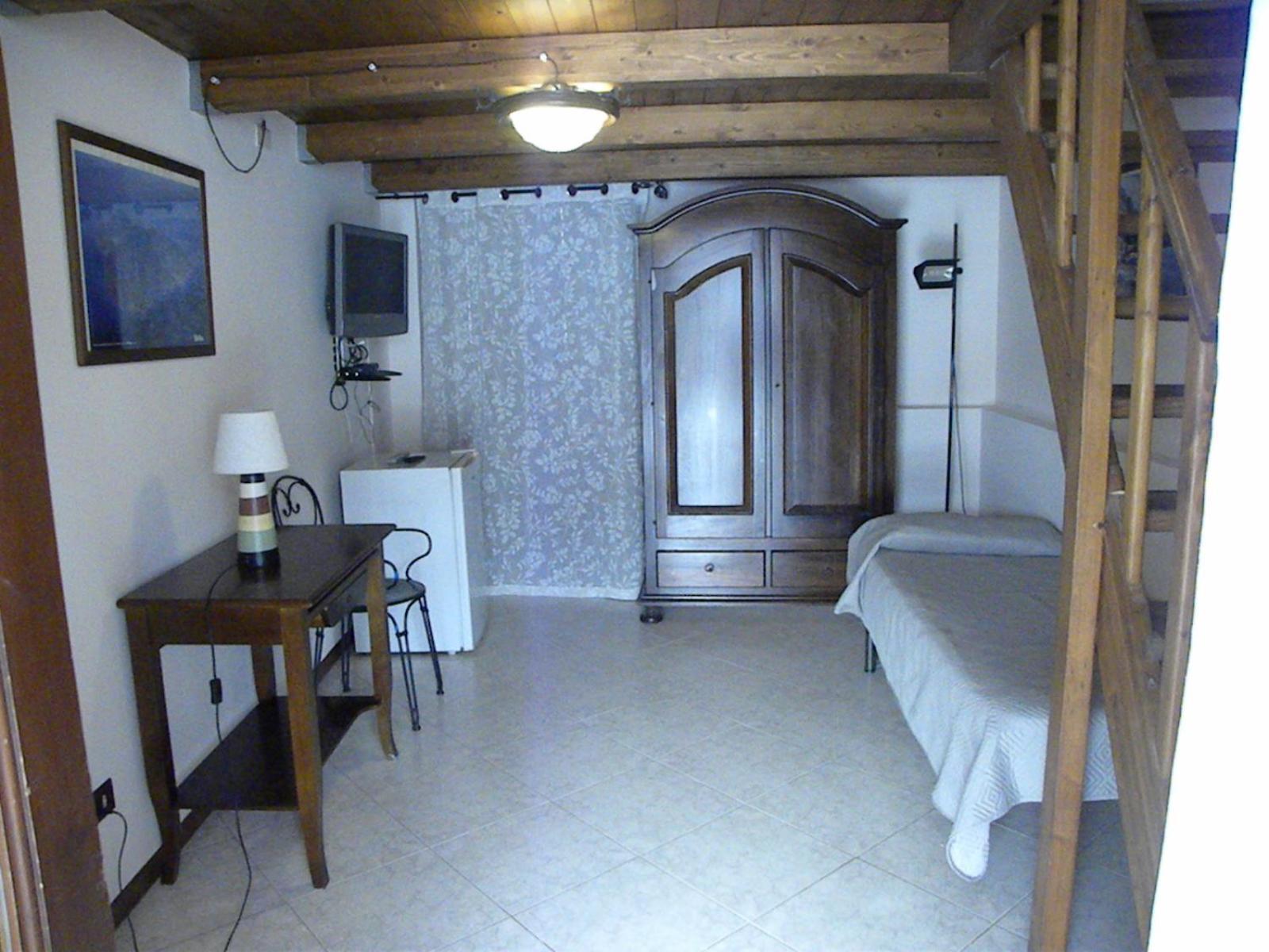 Case Vacanze Albamarina Lipari  Eksteriør bilde