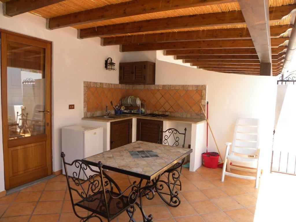 Case Vacanze Albamarina Lipari  Rom bilde