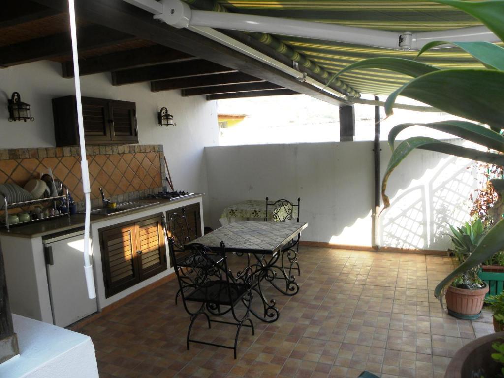 Case Vacanze Albamarina Lipari  Rom bilde
